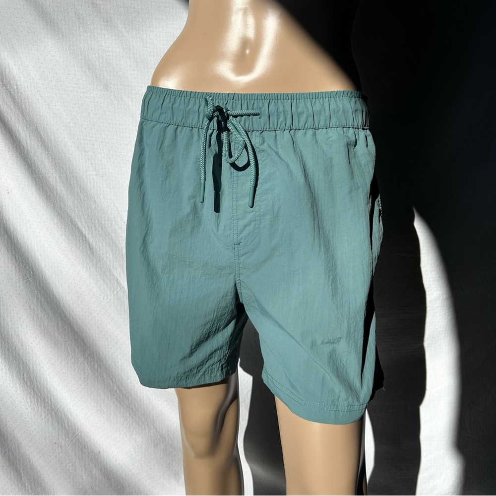 F21 Men’s Turquoise swim trunks shorts